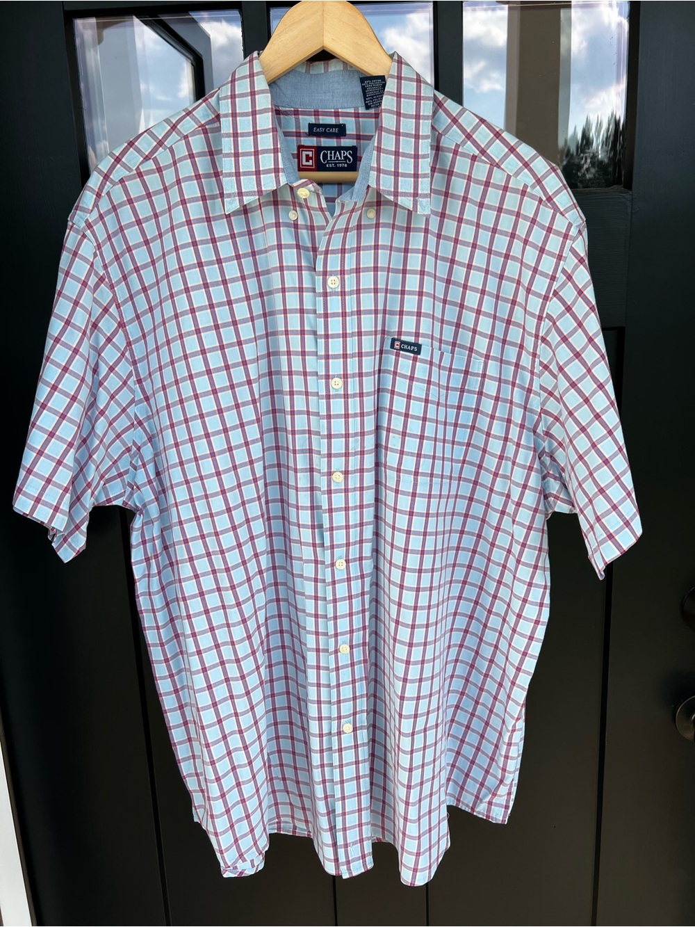 Chaps Men's Light Blue & Red Plaid Short-Sleeve Button-Down Shirt